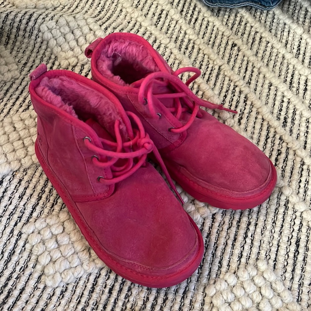 Girls uggs